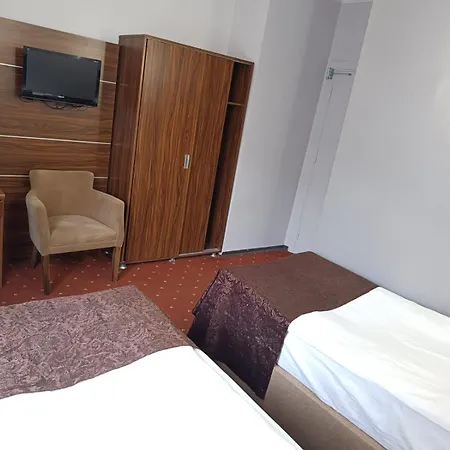 Hotel Pirotel